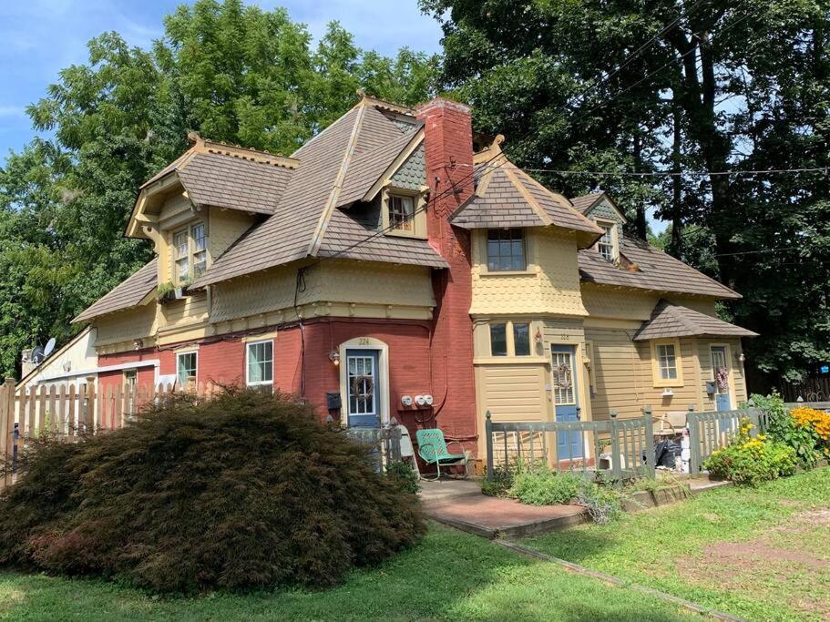 Luxury Apartment In Historic Carriage House Кеннет-Сквер Экстерьер фото